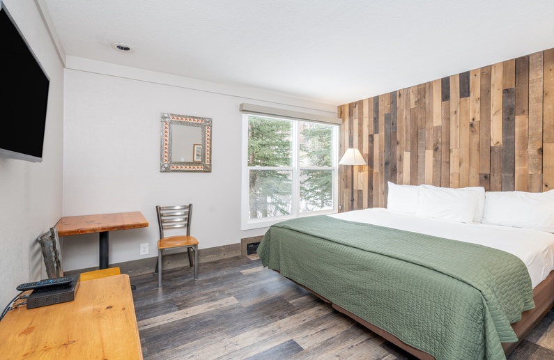 Mountainside Inn 209