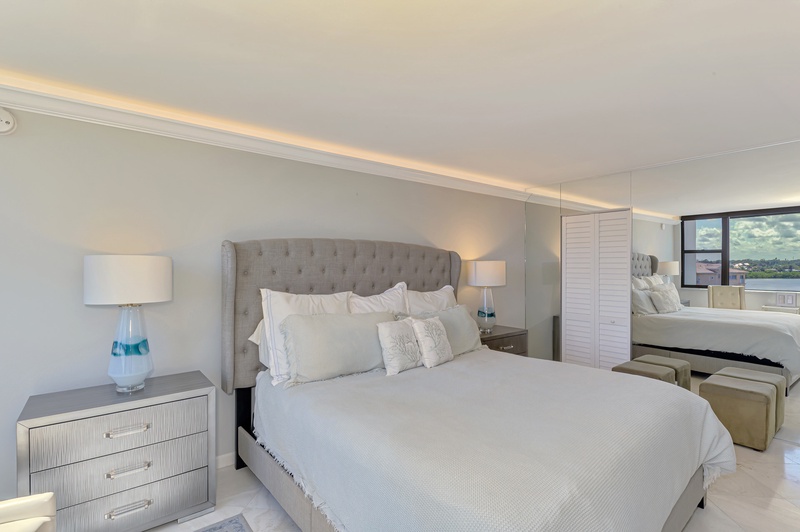 Primary Bedroom, King