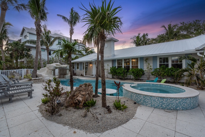 Private Pool and Spa, Water Slide