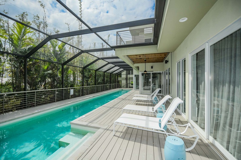 Plenty of Seating and Lounging to Enjoy the Florida Sun