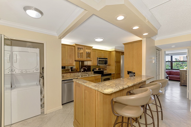 Harbor Towers 319- Tropical Sand Accommodations