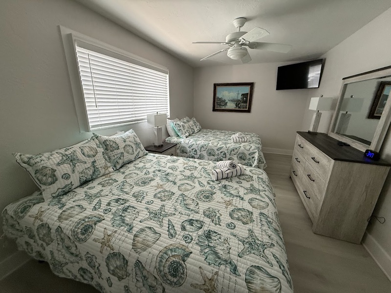 Guest bedroom 1