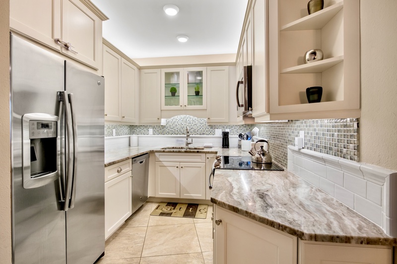 Harbor Towers 111 by Tropical Sands Accommodations