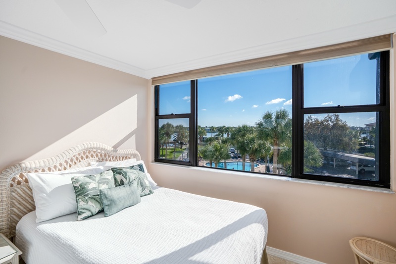 Harbor Towers Unit 330 by Tropical Sands Accommodations