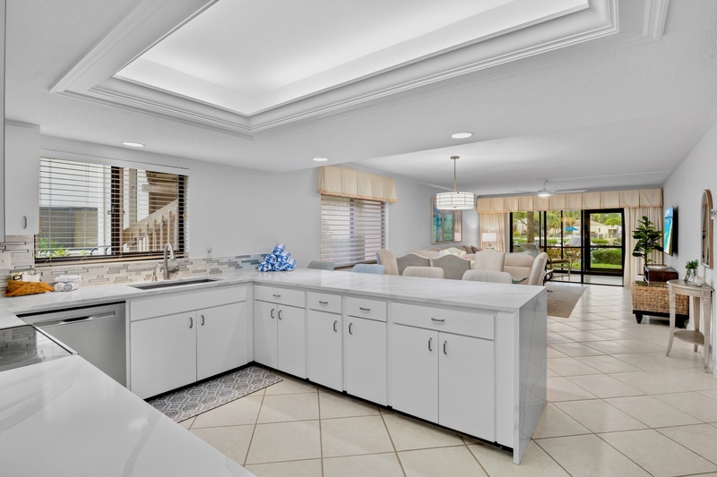 Midnight Cove II Unit 910 by Tropical Sands Accommodations