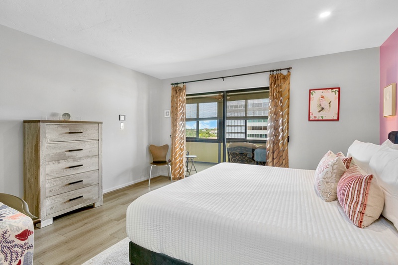 Primary Bedroom, King