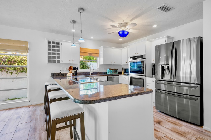 Fully equipped kitchen