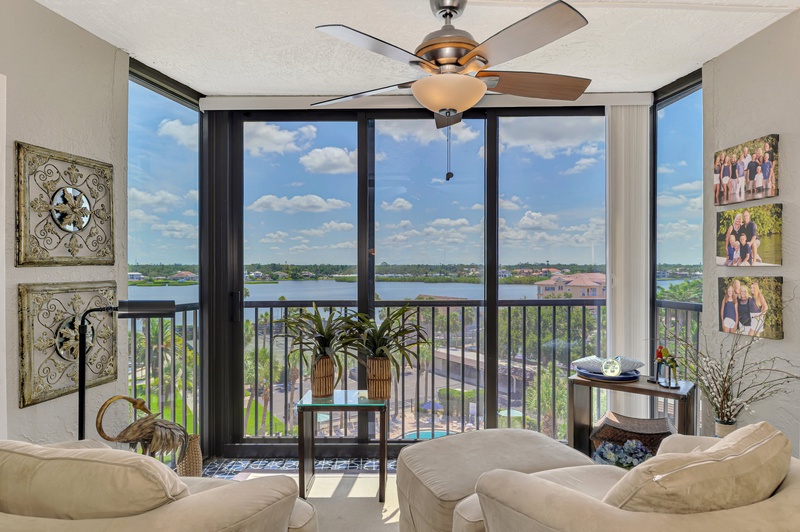 Private screened-in terrace
