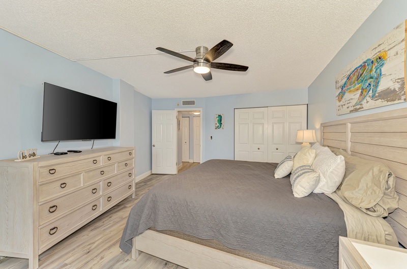 Primary Bedroom, King