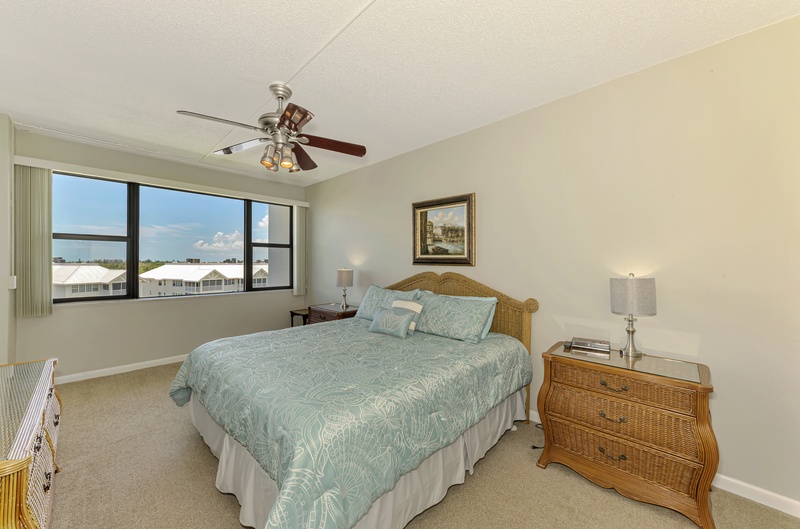 Primary Bedroom, King