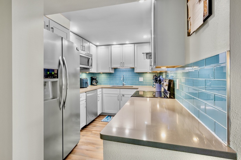 Harbor Towers 221 by Tropical Sands Accommodations