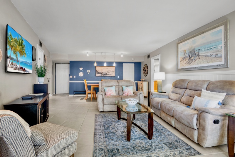 Harbor Towers Unit 415 by Tropical Sands Accommodations