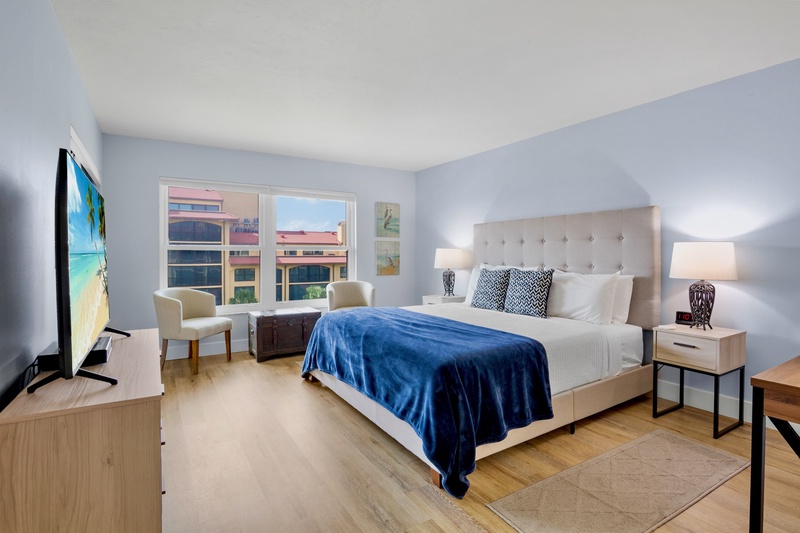 Primary Bedroom - King