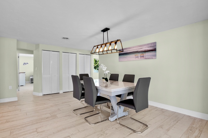 Dining table with seating for 6