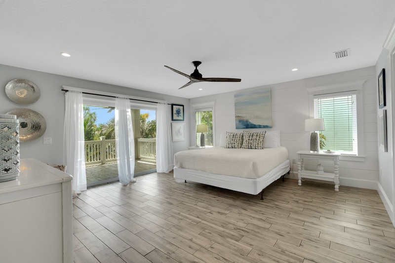 Primary Bedroom, King