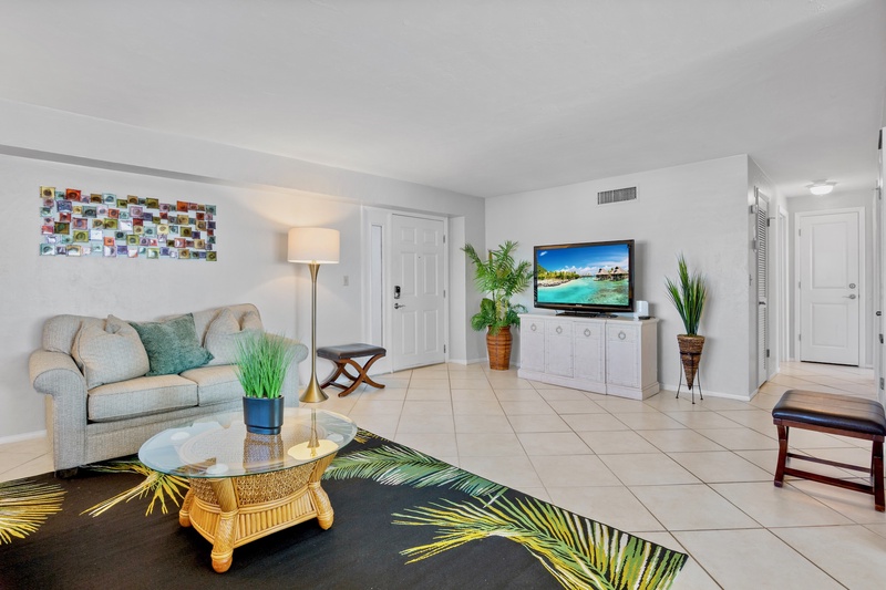 Jamaica Royale 403 by Tropical Sands Accommodations