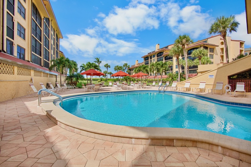 Pool and Lounge Area