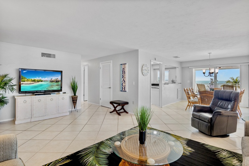 Jamaica Royale 403 by Tropical Sands Accommodations