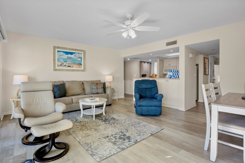 Midnight Cove II Unit 333 by Tropical Sands Accommodations