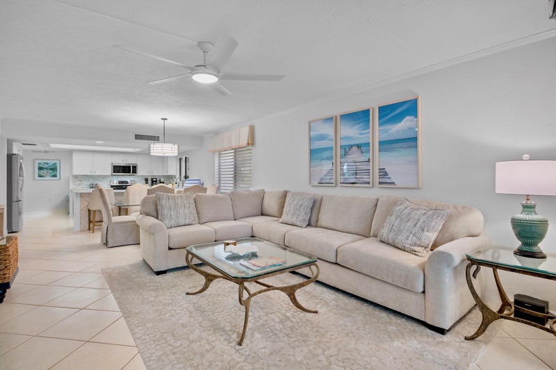 Midnight Cove II Unit 910 by Tropical Sands Accommodations
