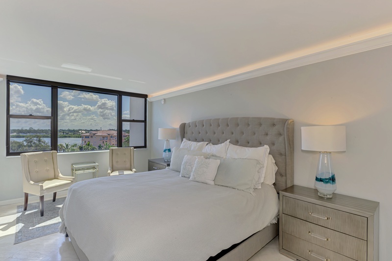 Primary Bedroom, King