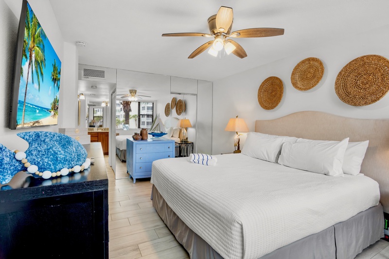 Primary Bedroom, King bed