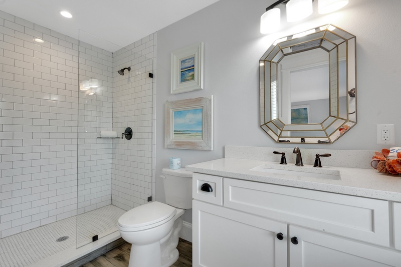 Second Bathroom, Ensuite