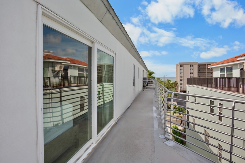 Balcony, Fourth Floor