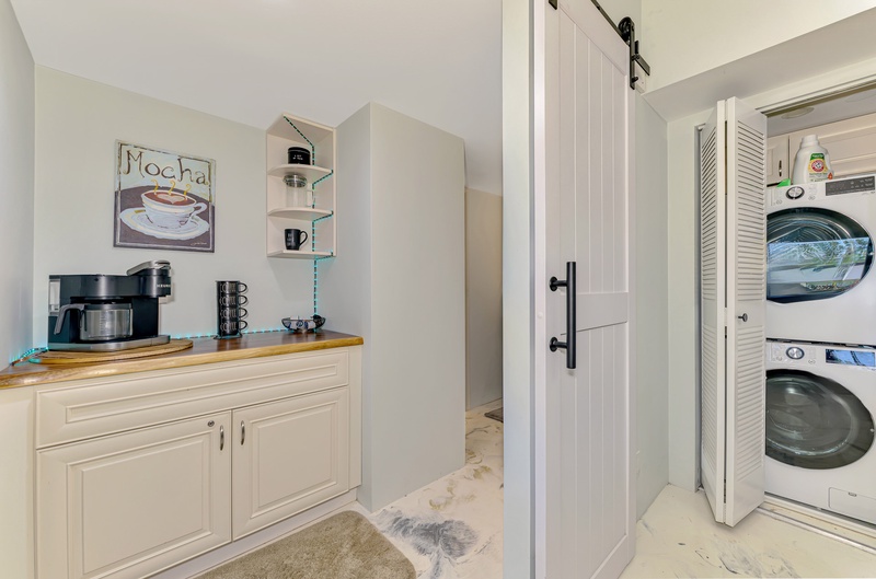 Start your mornings with fresh coffee from your private station, then keep clothes fresh with convenient in-unit laundry facilities.