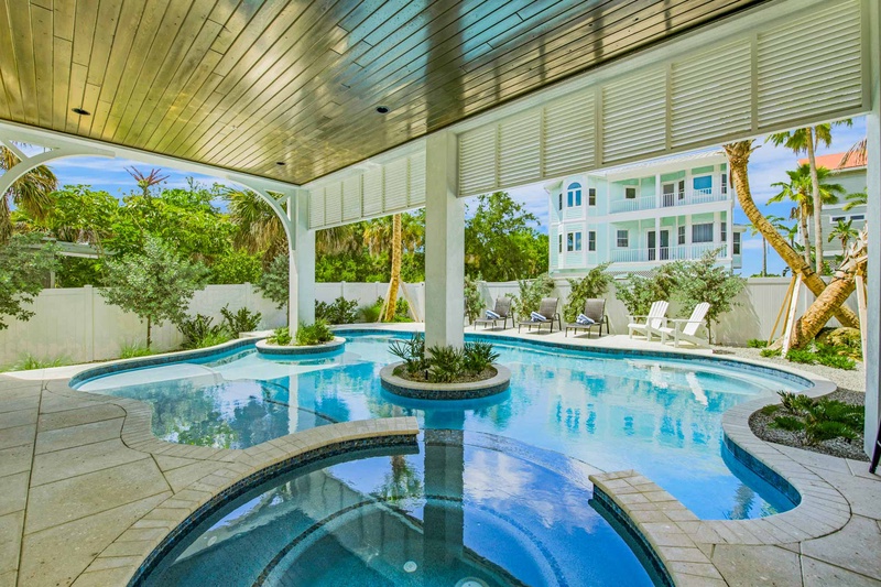 Private Pool and Spa