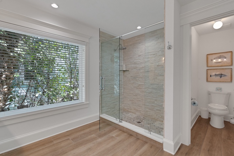 Primary Bathroom, Ensuite