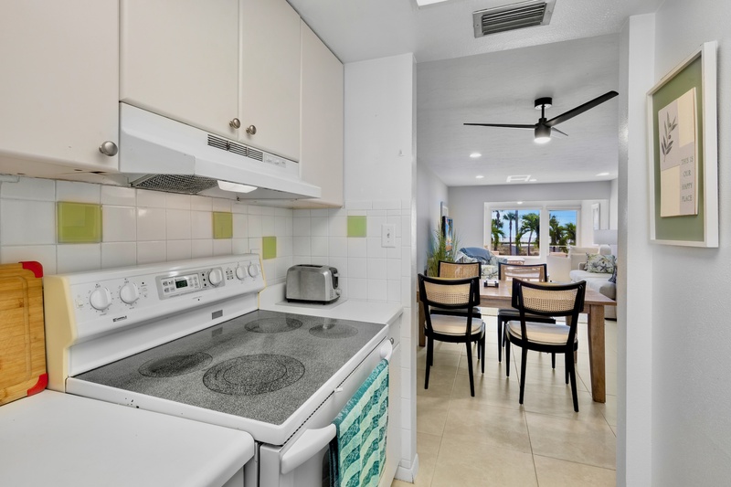 Sunset Royale 208 by Tropical Sands Accommodations