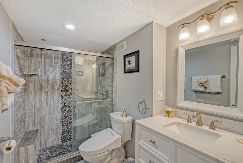 Primary Bathroom, Ensuite