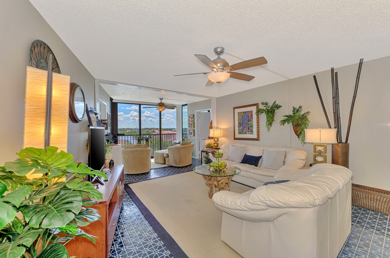Spacious Living Area