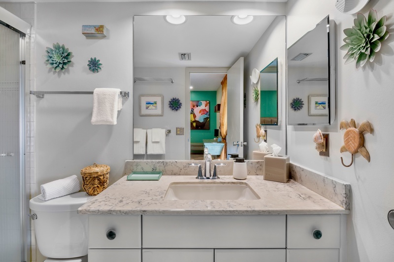 Second Bedroom, Ensuite Bathroom