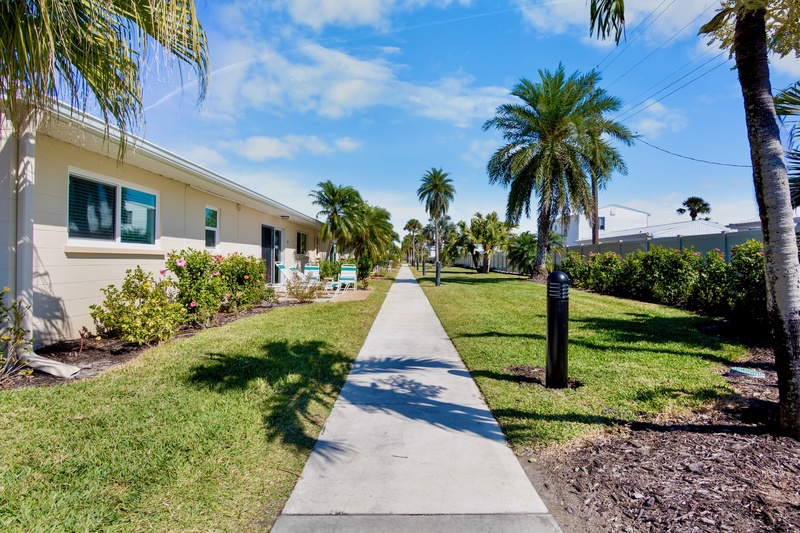 Jamaica Royale - Tropical Sands Accommodations