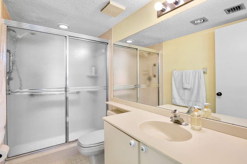 Primary Bedroom, Ensuite Bathroom