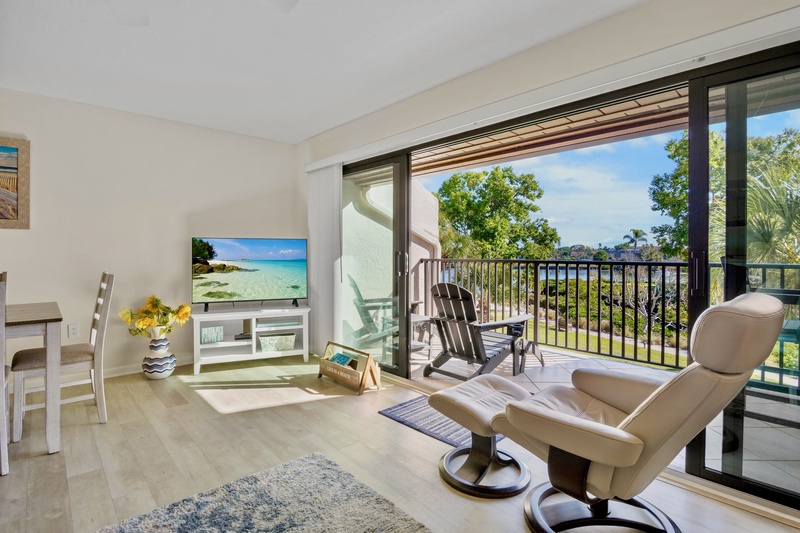 Midnight Cove II Unit 333 by Tropical Sands Accommodations