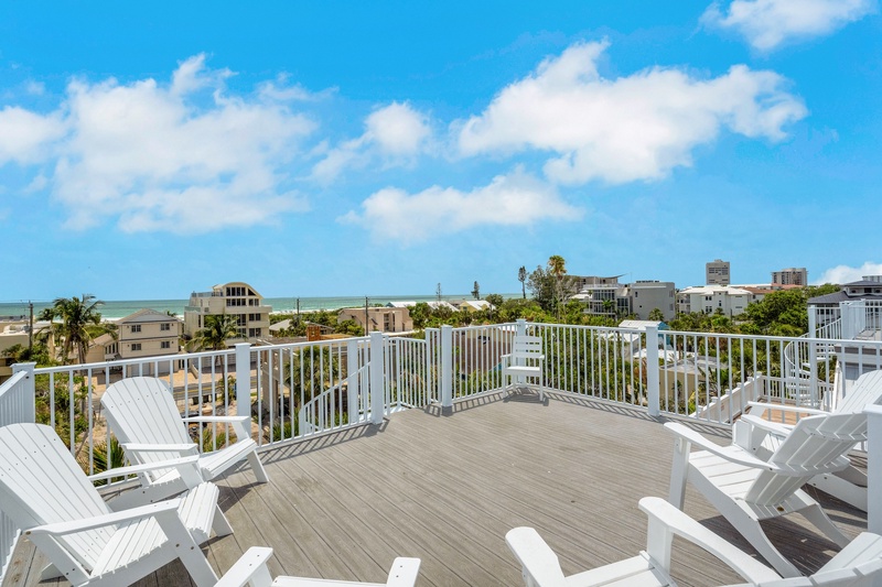 Rooftop Deck