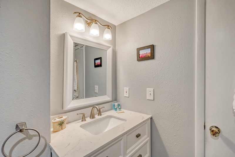 Primary Bathroom, Ensuite