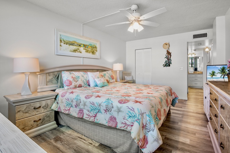 Harbor Towers 409 by Tropical Sands Accommodations