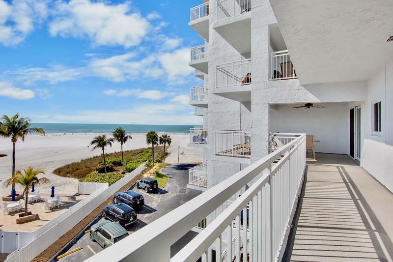 Jamaica Royale 403 by Tropical Sands Accommodations