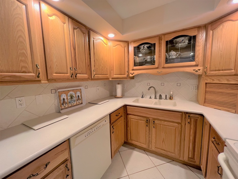 Harbor Towers 321 - Tropical Sand Accommodations