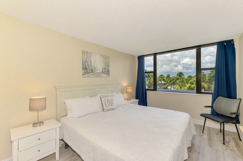 Primary Bedroom, King