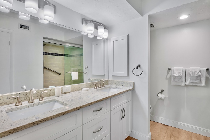 Midnight Cove II Unit 133 by Tropical Sands Accommodations