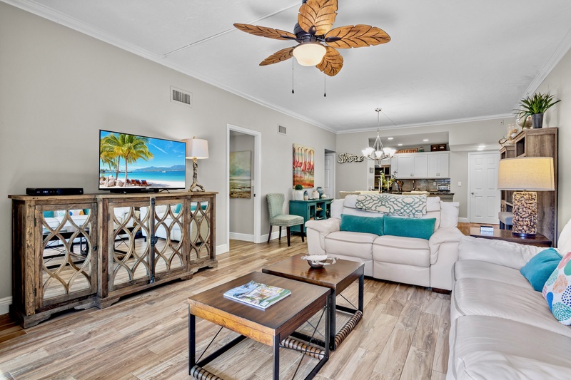 Harbor Towers Unit 128 by Tropical Sands Accommodations