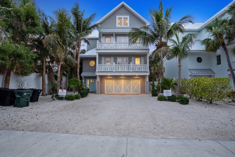 Aloft on Canal by Siesta Key Luxury Rental Properties