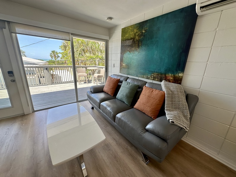 Unit B, Living Space