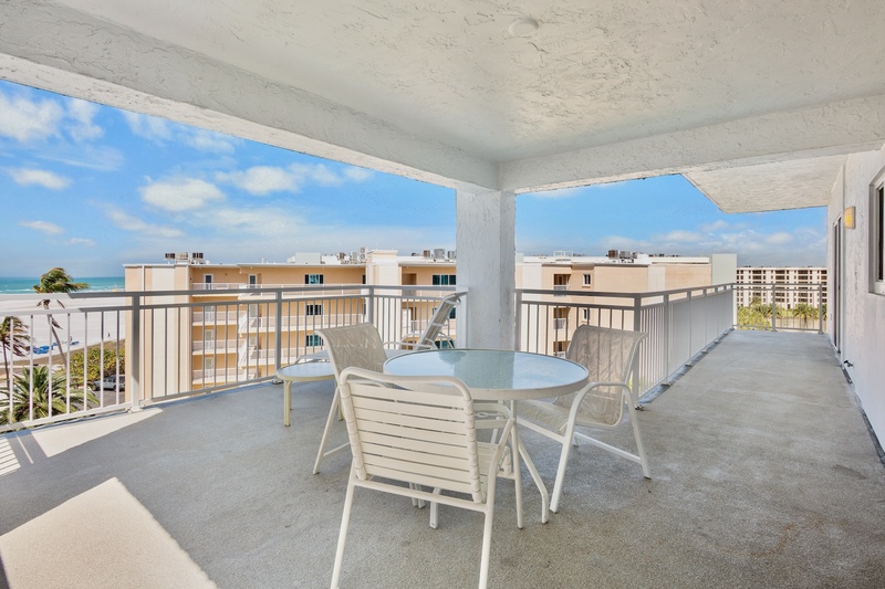 Jamaica Royale 606 by Tropical Sands Accommodations