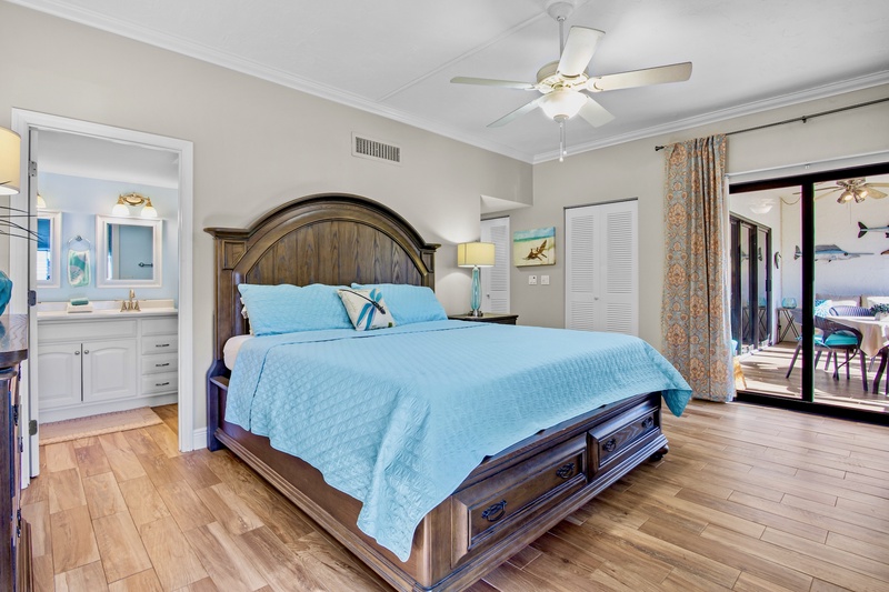 Harbor Towers Unit 128 by Tropical Sands Accommodations